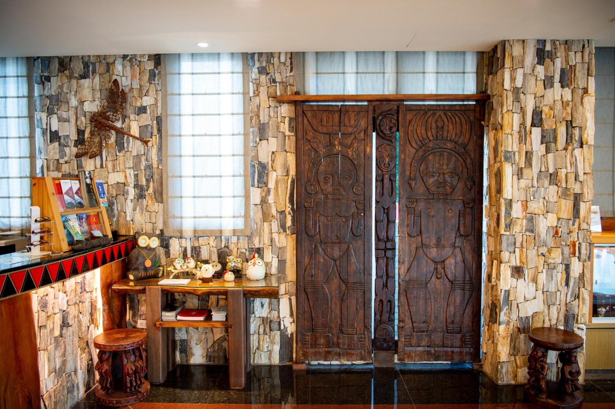 Classic Hotel Shvatan Nantou Екстериор снимка